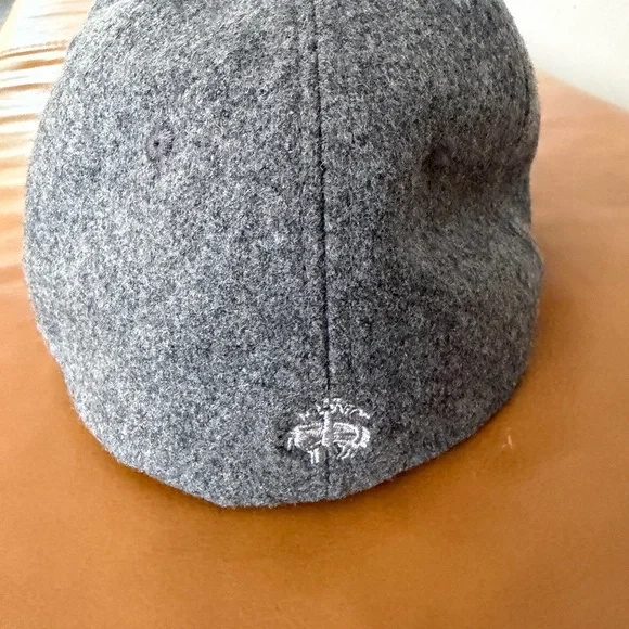 Brooks Brothers Gray Wool Cap L/XL - Picture 2 of 6